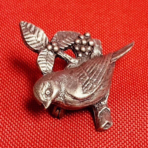 Birds and Blooms Silver Tone Pewter Bird on a Branch Lapel Pin 2002 - Picture 5 of 11